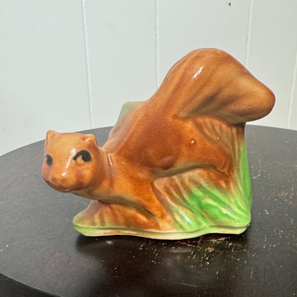 Vintage ceramic mini squirrel planter